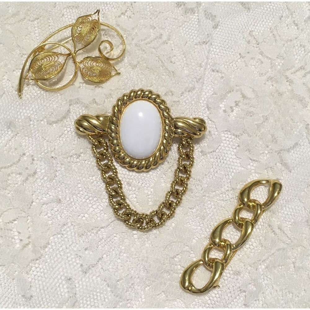 Vintage Golden Brooch Lot Chain Filigree 2 Monet 1 unsigned Elegant Classic